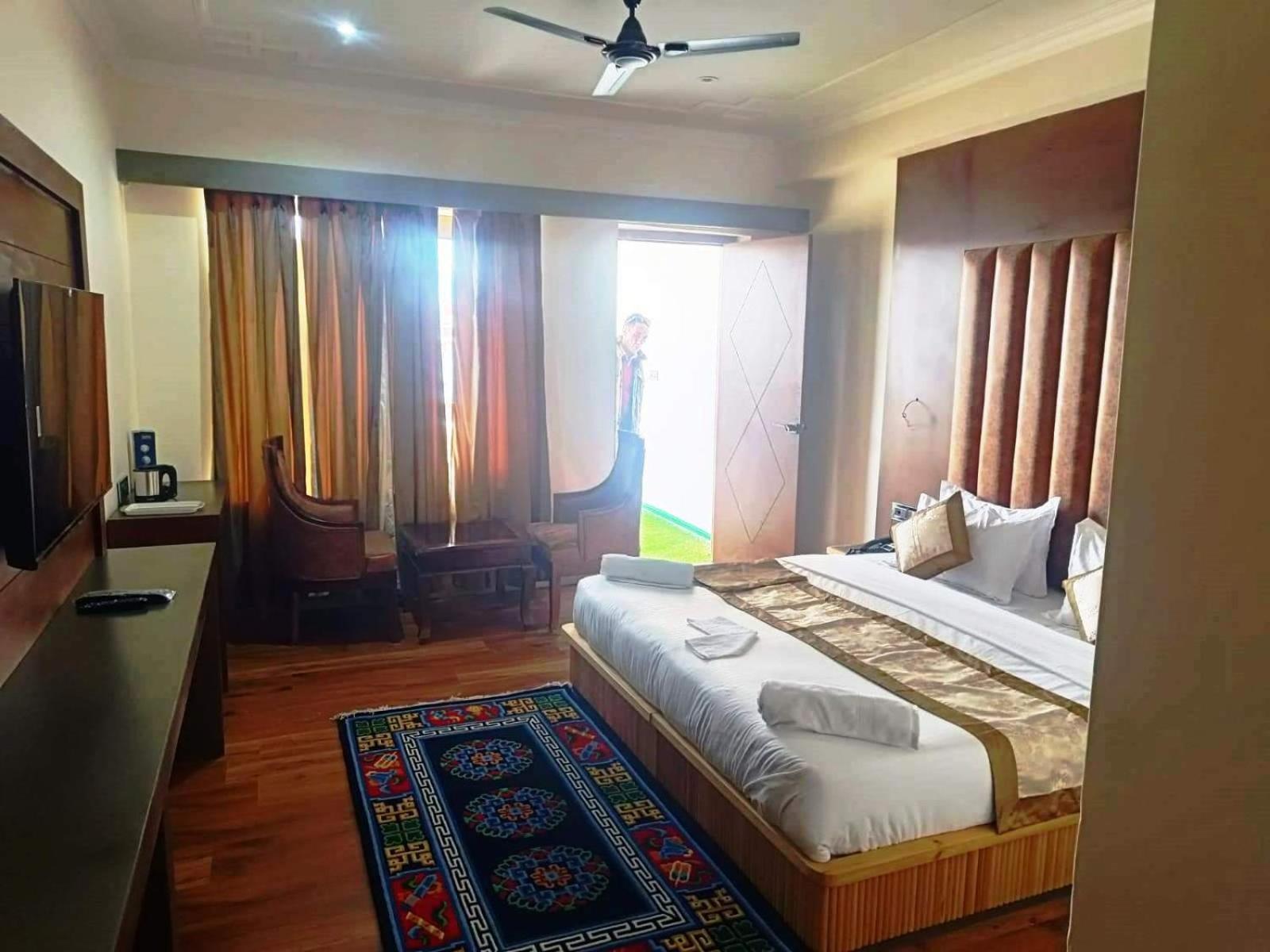 Hotel Ladakh Heaven Лех Экстерьер фото