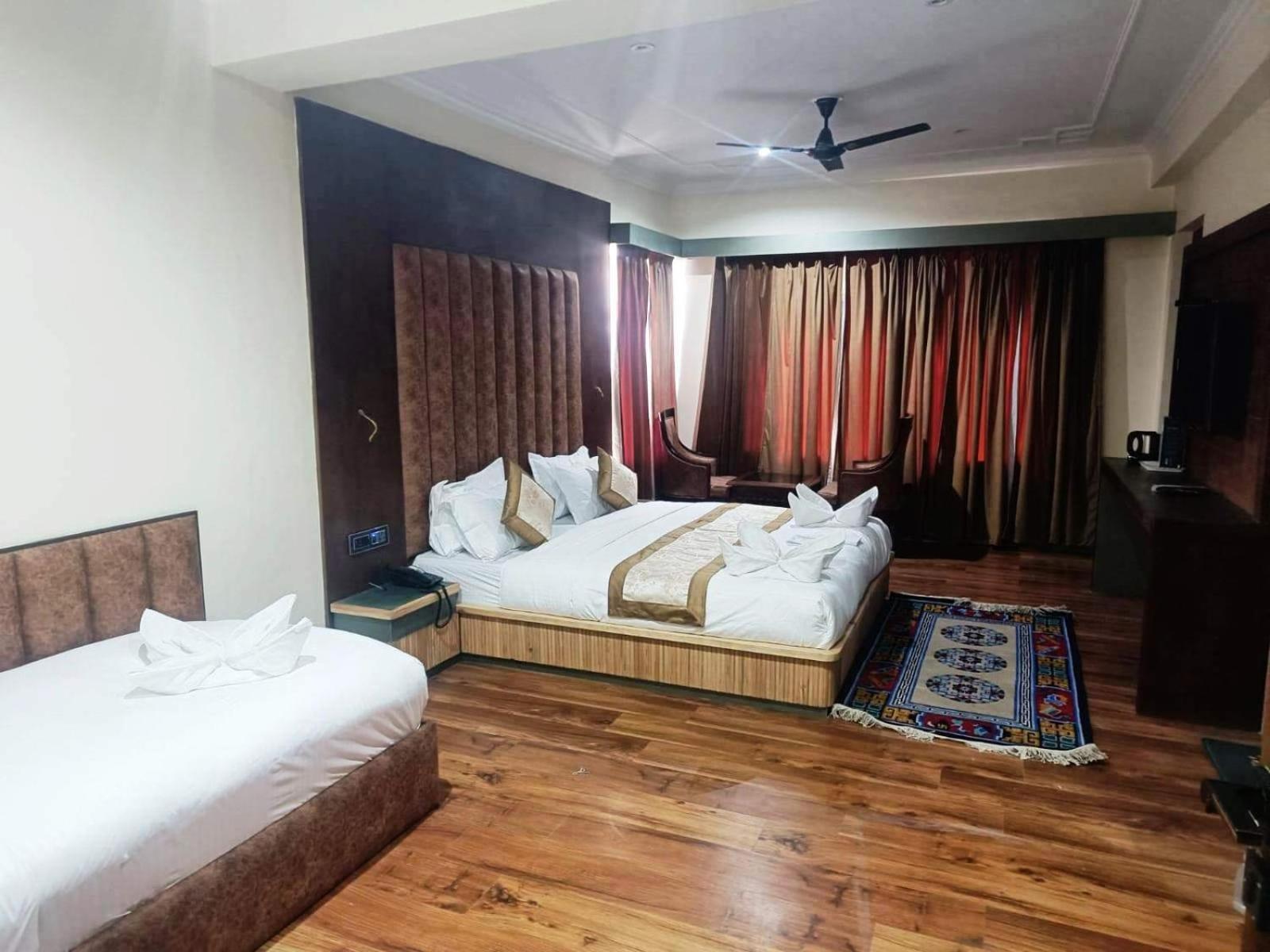 Hotel Ladakh Heaven Лех Экстерьер фото