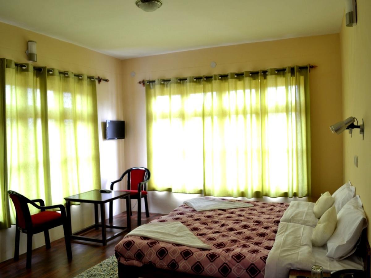 Hotel Ladakh Heaven Лех Экстерьер фото