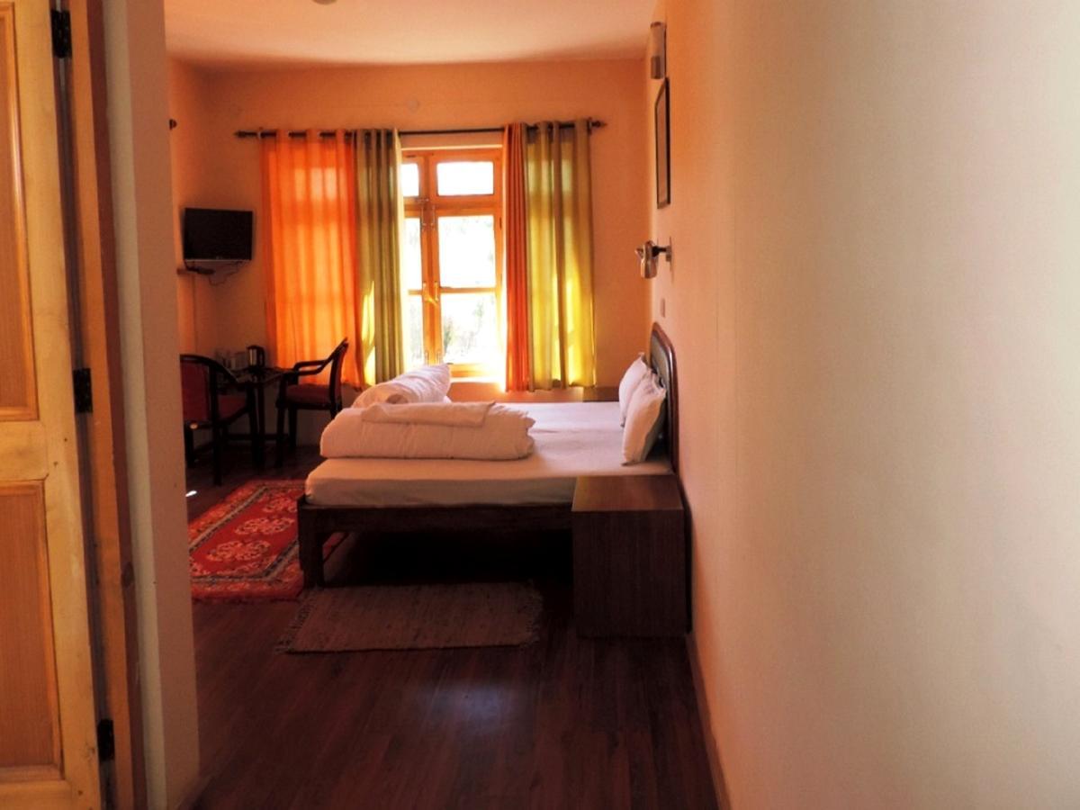Hotel Ladakh Heaven Лех Экстерьер фото