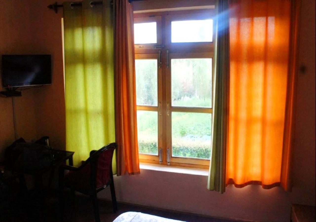 Hotel Ladakh Heaven Лех Экстерьер фото
